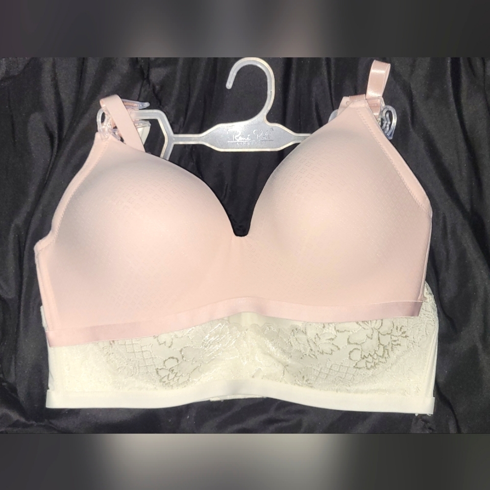 NWT Rene Rofe two wireless lightly padded bras 36DD
